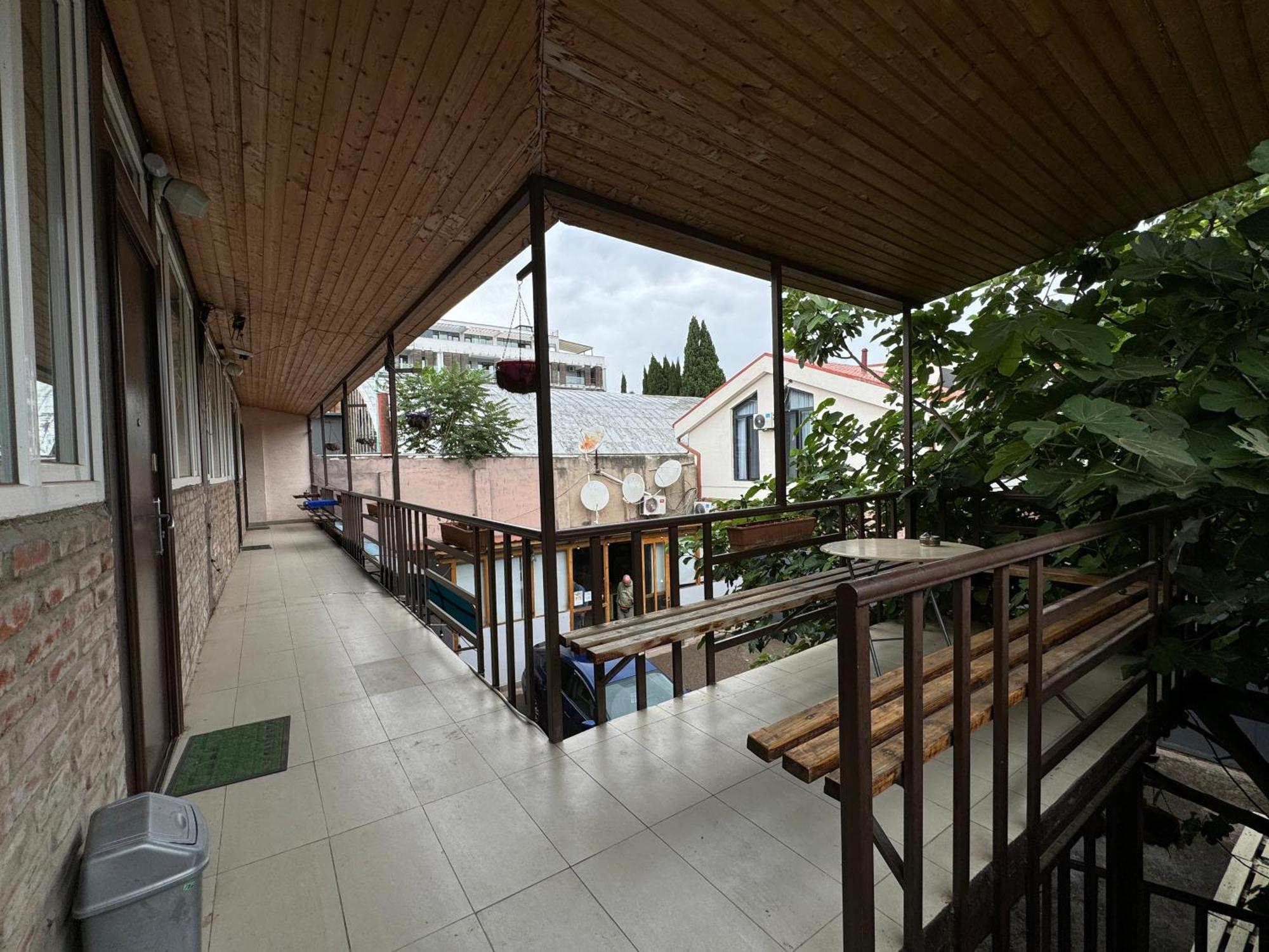 Park Hotel Тбилиси Екстериор снимка